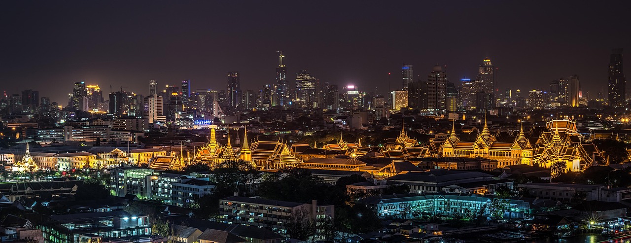 Celebrate Thai Culture: Get a Ride to Traditional Festivals in Bangkok